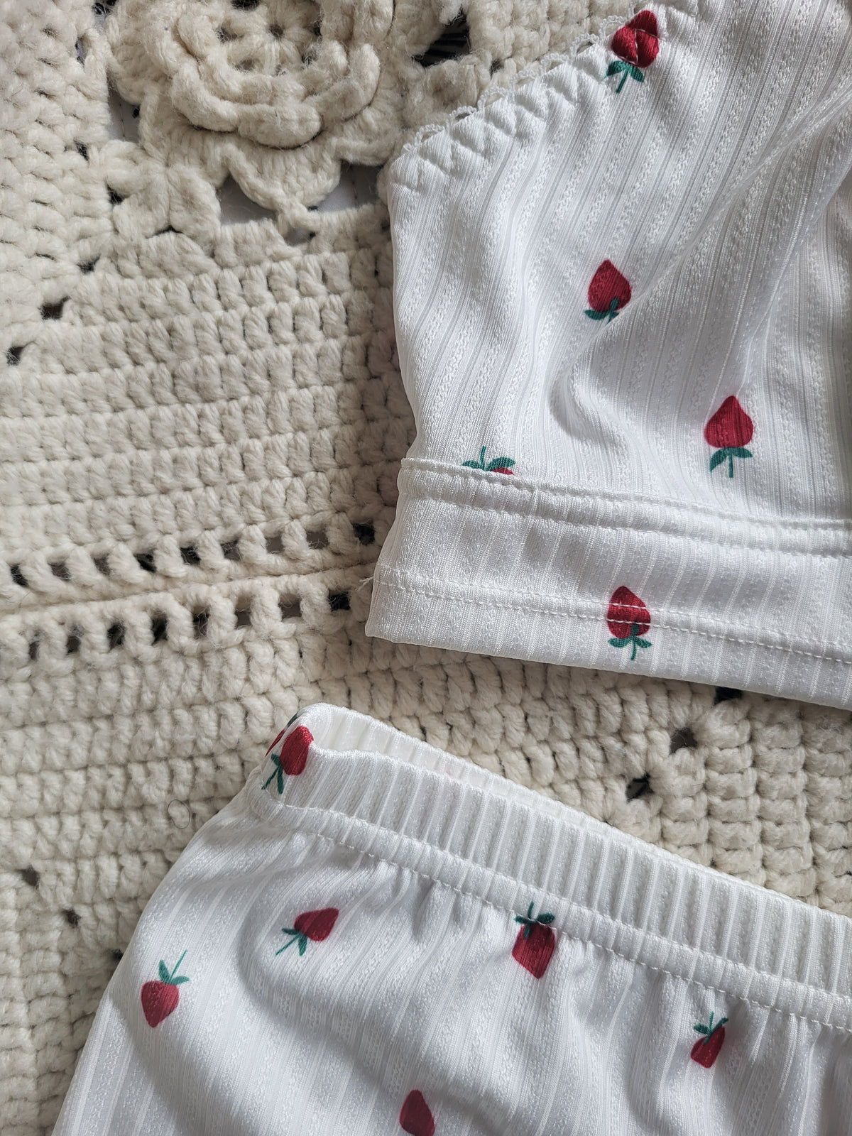 Strawberry sleep set